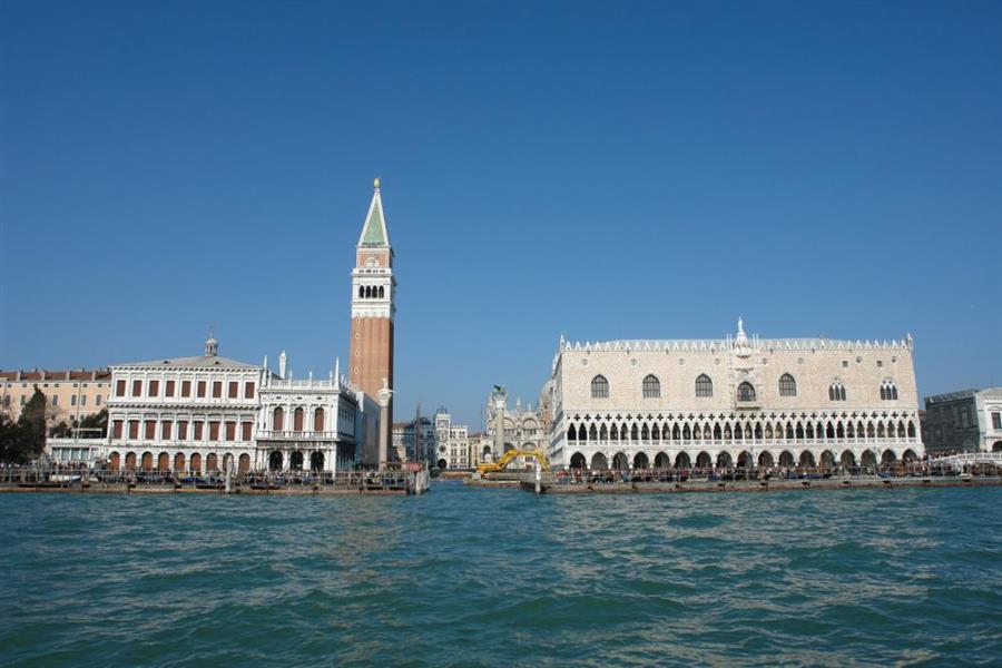 Venedig Campanile Bild 3700