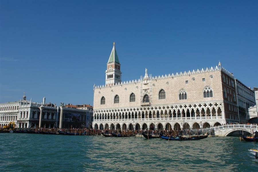 Venedig Dogenpalast Bild 1700