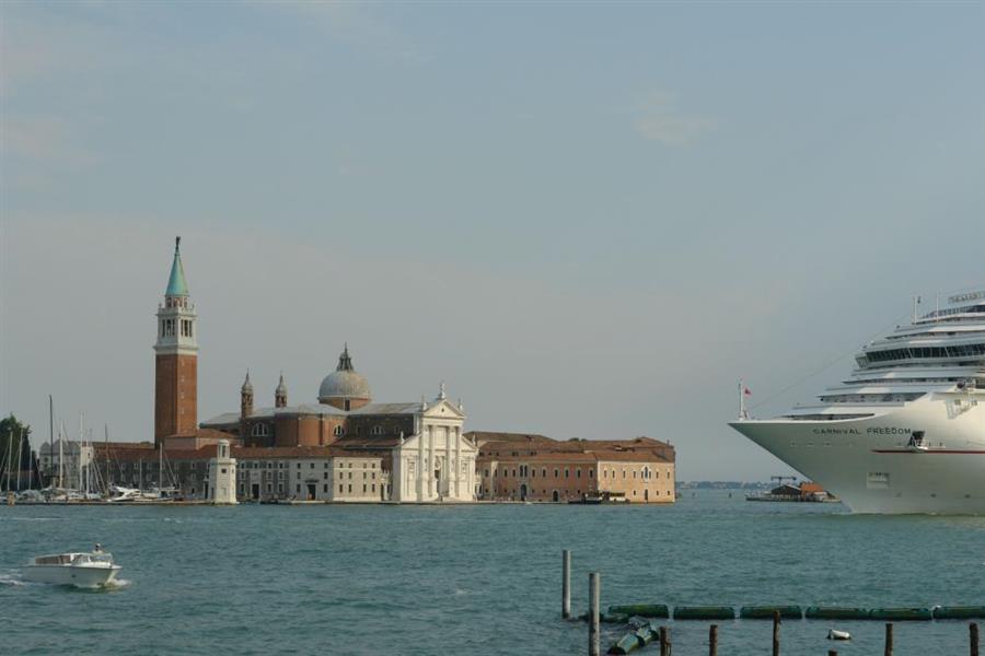 Venedig Kreuzfahrt Schiffe Bild 2900