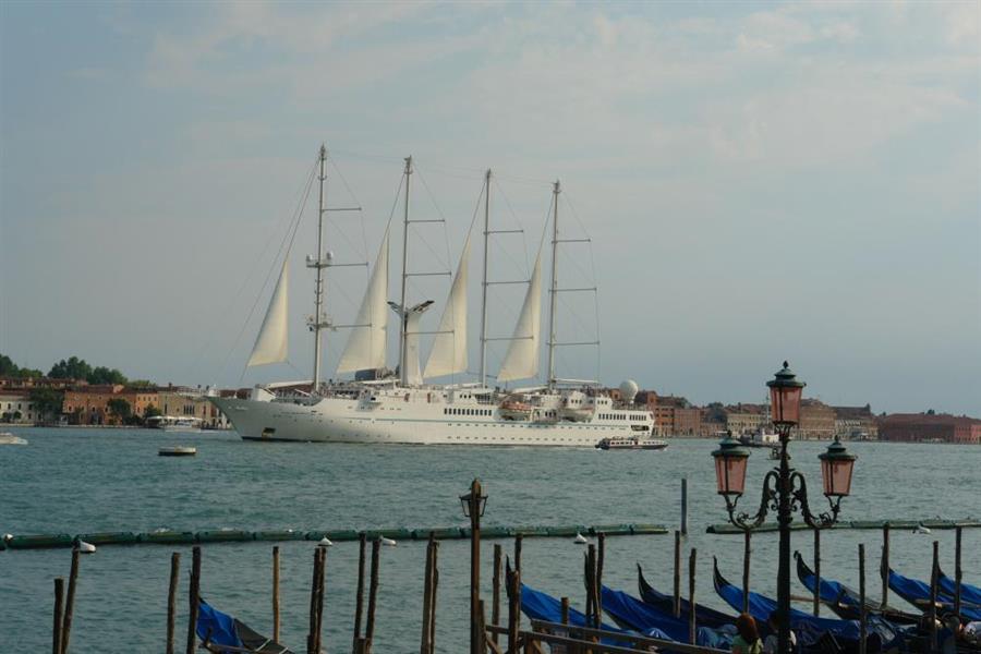Venedig Kreuzfahrt Schiffe Bild 6400