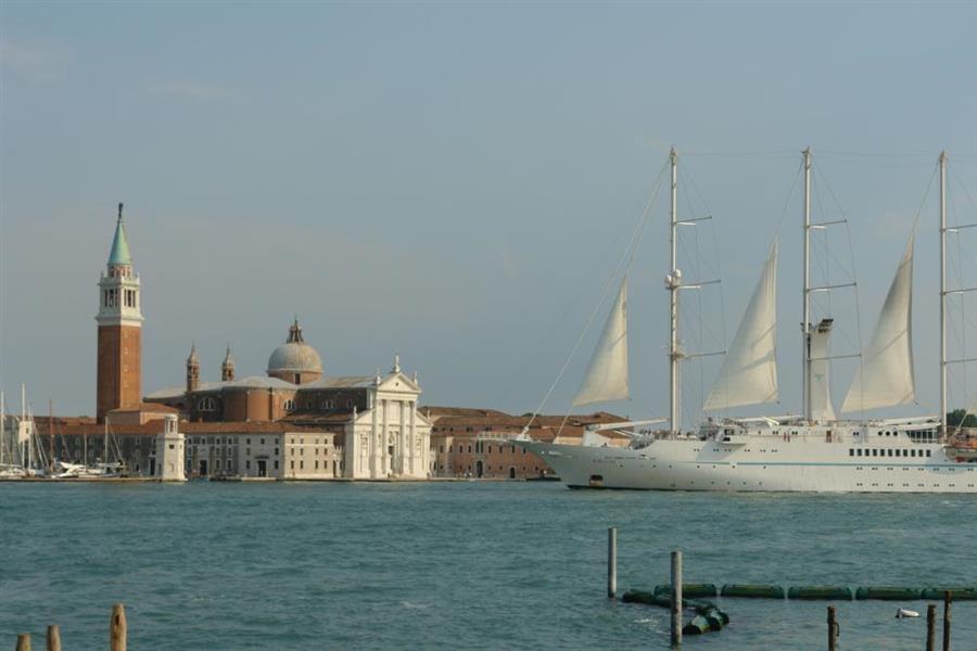 Venedig Kreuzfahrt Schiffe Bild 6800