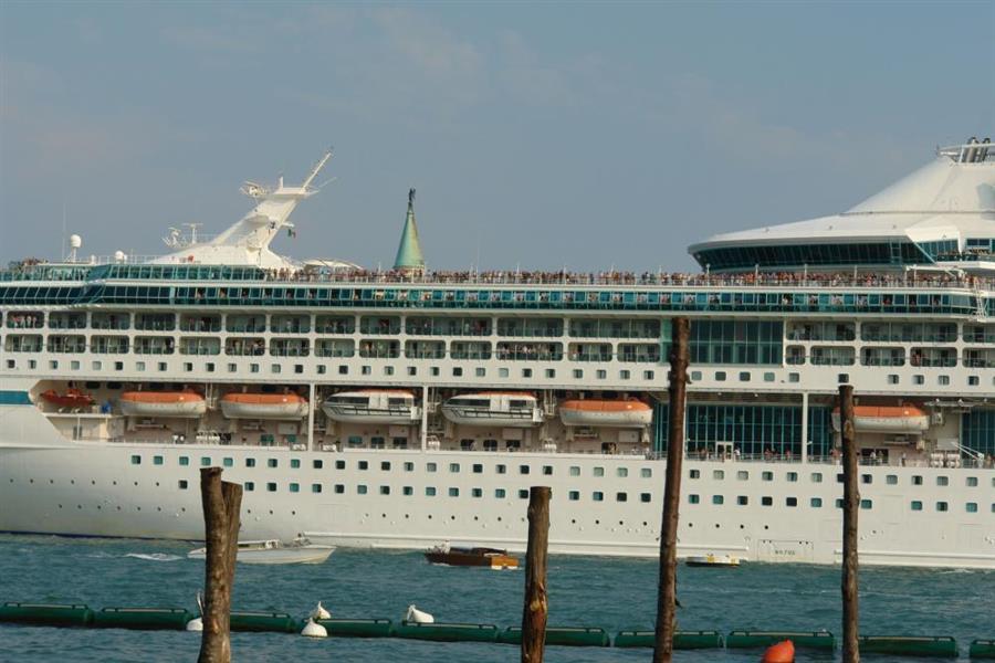 Venedig Kreuzfahrt Schiffe Bild 14700