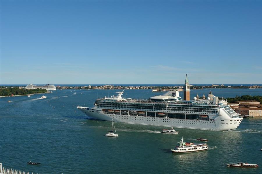 Venedig Kreuzfahrt Schiffe Bild 31500