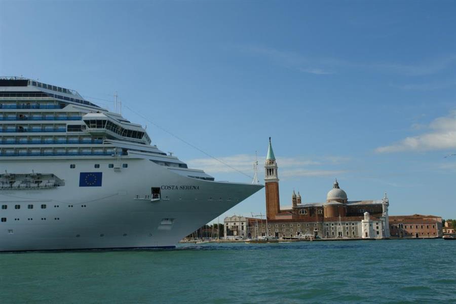Venedig Kreuzfahrt Schiffe Bild 33100