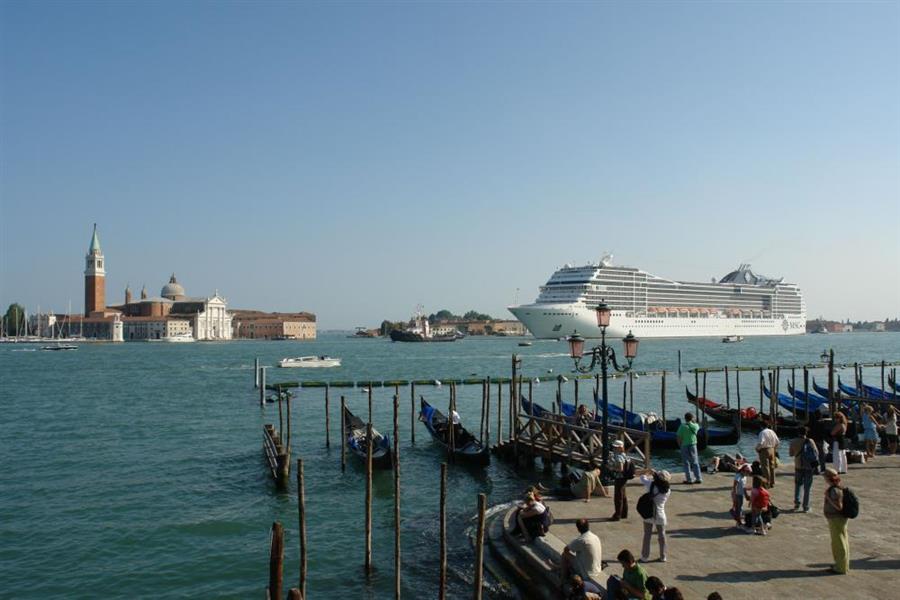 Venedig Kreuzfahrt Schiffe Bild 41300