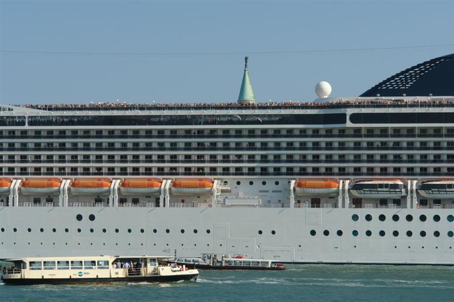 Venedig Kreuzfahrt Schiffe Bild 43400
