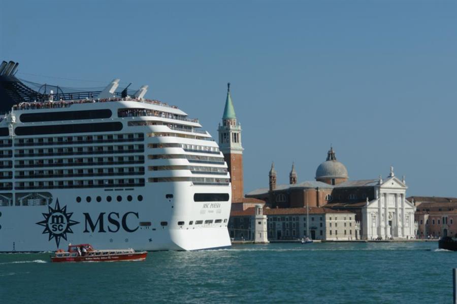 Venedig Kreuzfahrt Schiffe Bild 44100