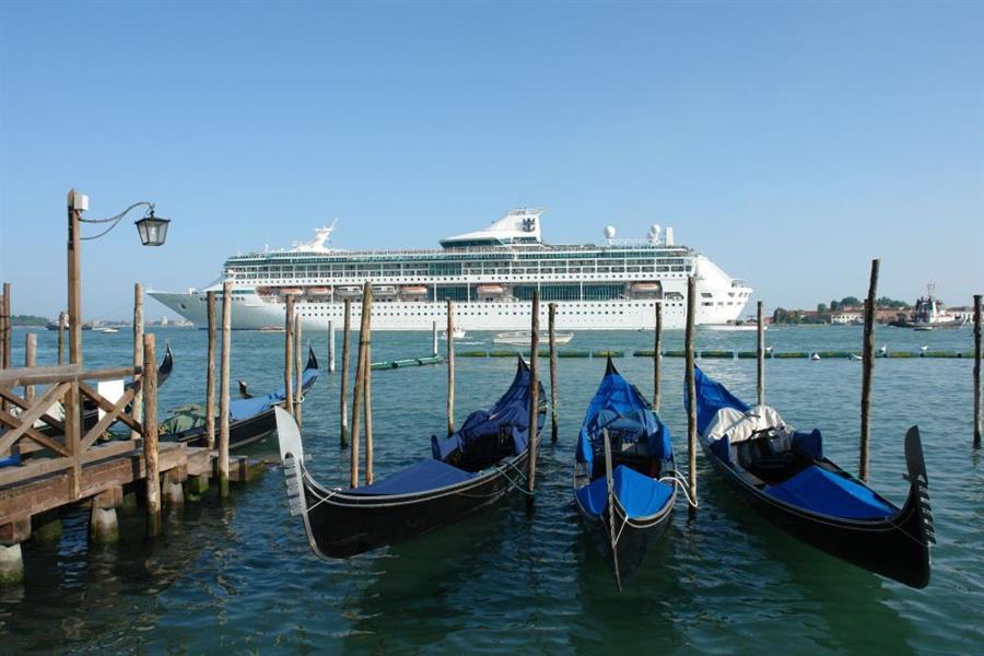 Venedig Kreuzfahrt Schiffe Bild 47900