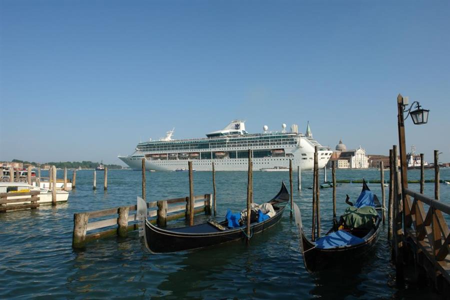 Venedig Kreuzfahrt Schiffe Bild 48200