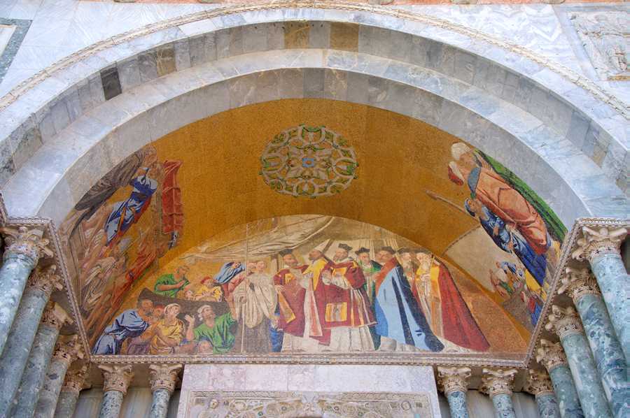 MosaikDetail am Markusdom