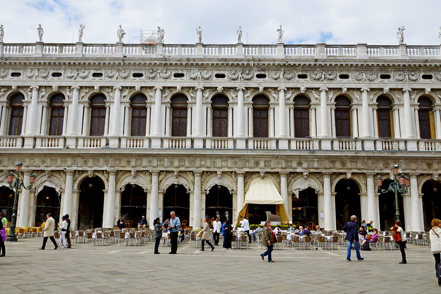 Caffè Chioggia: Eleganz und Musik an der Piazzetta