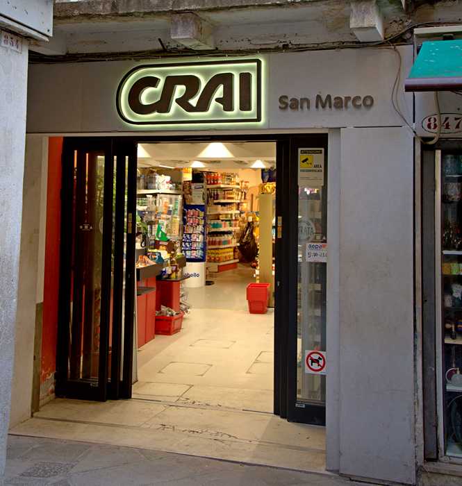 Der CRAI direkt am Markusplatz