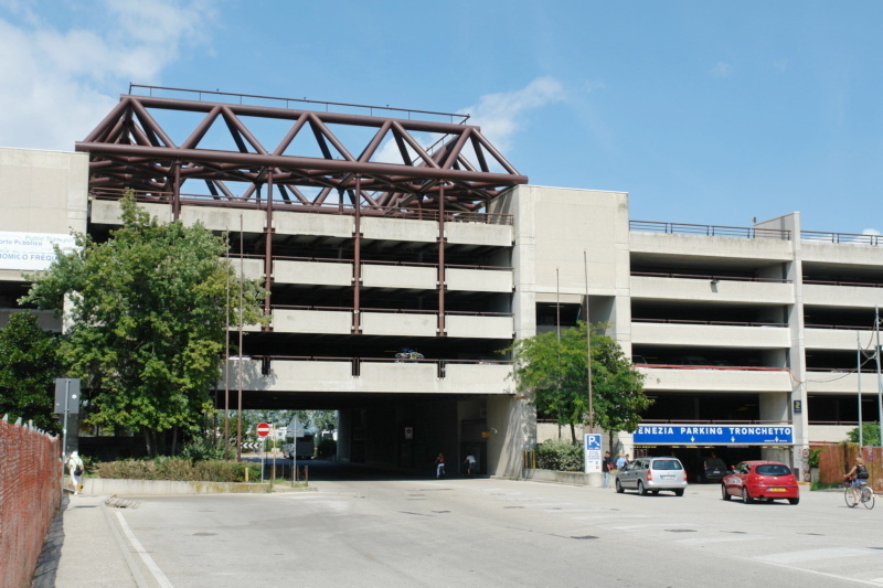 Das Parkhaus Tronchetto