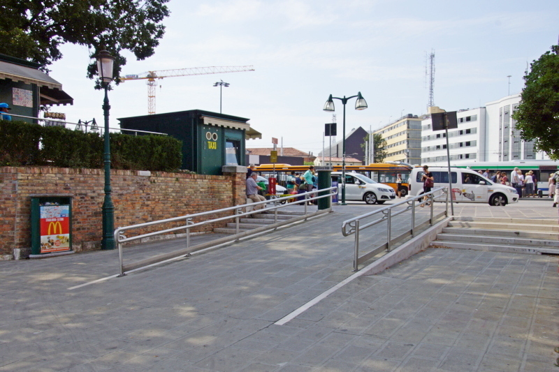 Privates Wassertaxi ab Piazzale Roma