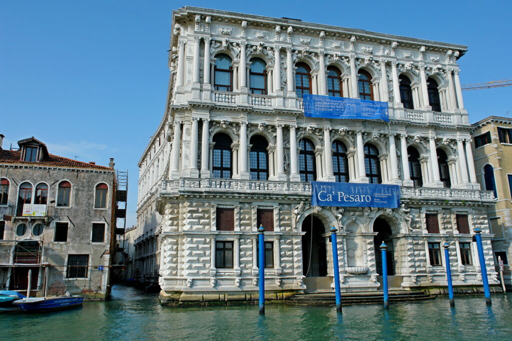 Ca' Pesaro: Moderne Kunst und Orientalische Schätze im Barockpalast