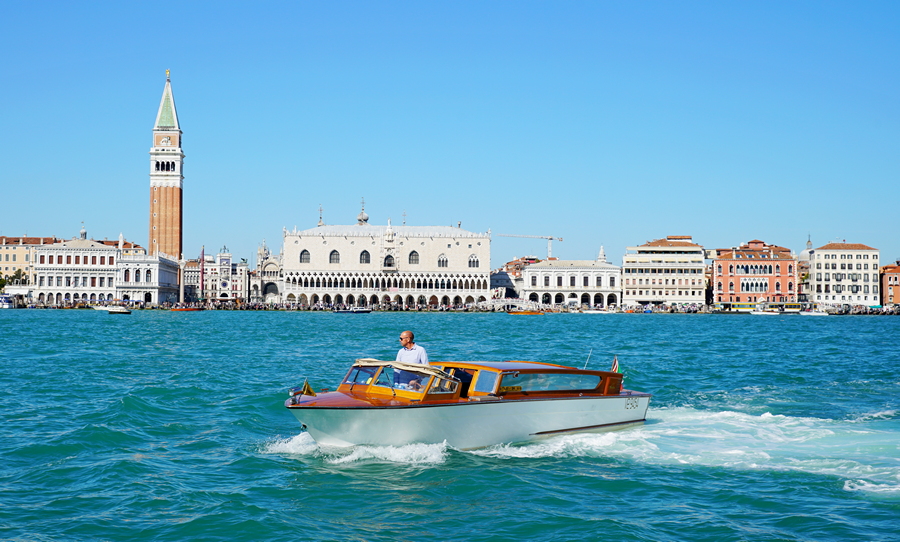 Wassertaxi Venedig